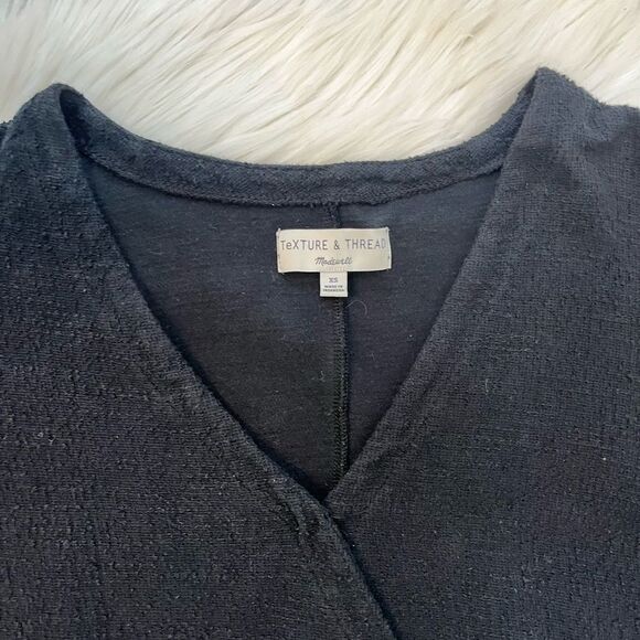 Madewell Texture & Thread Black Long Sleeve V-Neck - Picture 3 of 8